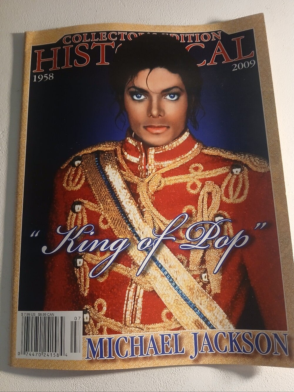 Michael Jackson 'King of Pop' Collector's Edition Poster - Red & Gold
